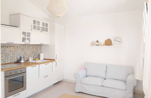 Reitani Casa | Villa dei Fiori - apartment with sea view terrace, 150m from the beach
