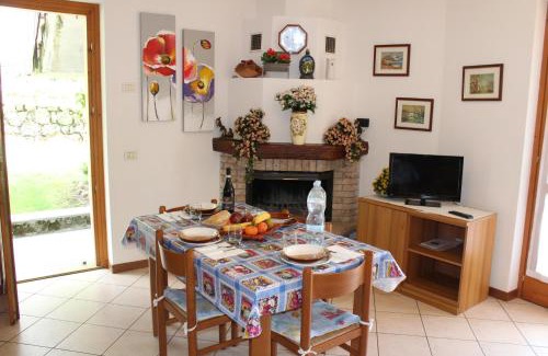 Serina Apartamento | Villa dei Pini