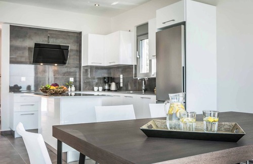 Vlachata Villa | Villa Del Cielo - Villa de tres dormitorios, capacidad para 6