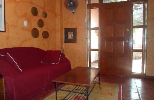 Lapu-Lapu Villa | Villa del Mar