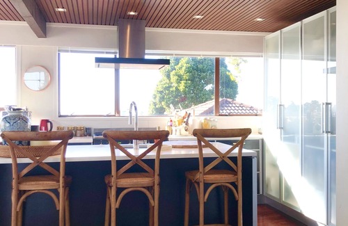 Hatfields Beach Casa | 'Villa Del Mar' Seaside Escape