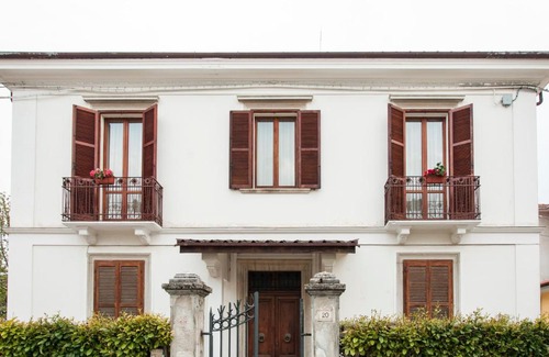 Sulmona Cama Y Desayuno | Villa Del Poeta