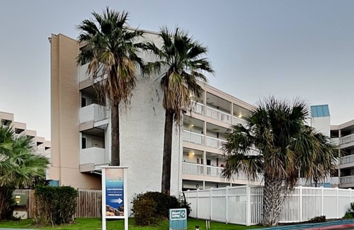 North Beach Condominio | Villa Del Sol #2138