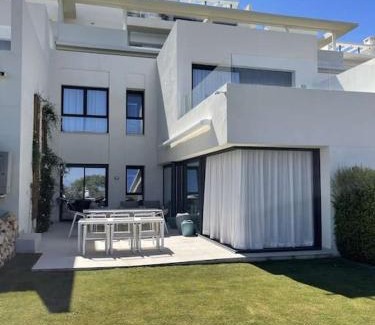 Casares Apartamento | Villa del Sol