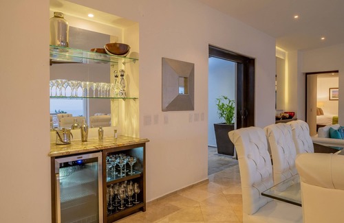 Pedregal Casa | Villa del Toro Rojo, vista al mar en Pedregal - conserje las 24 horas, servicio de limpieza diario