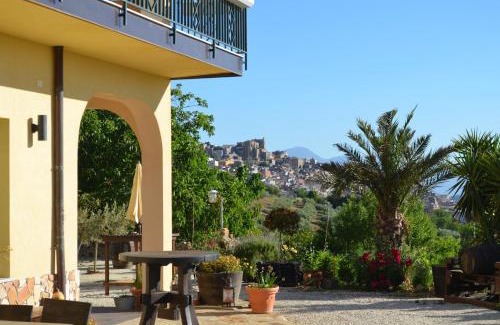 Alia Cama Y Desayuno | Villa della Mimosa