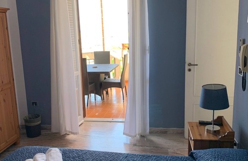 Vibo Marina Cama Y Desayuno | Villa delle Rondini