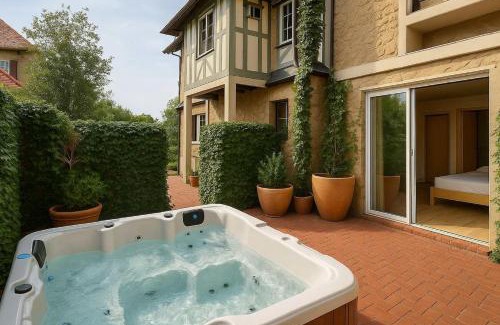 Villers-sur-Mer Villa | Villa des Rêves - Padel, Piscine, Jacuzzi, proche Deauville