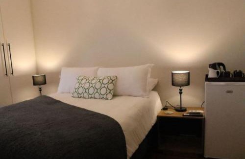 Paarl Apartamento | Villa Des Roses