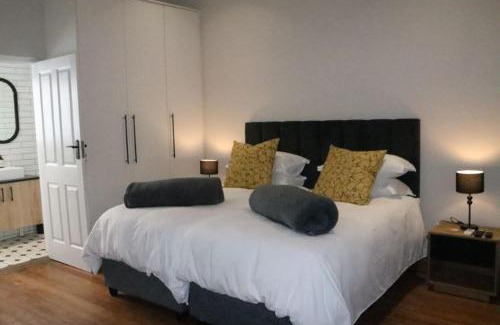 Paarl Apartamento | Villa Des Roses