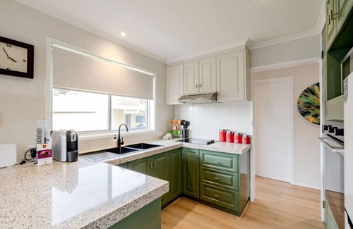 Clifton Springs Casa | Villa Di Mare - 230m to shops