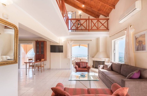 Romirion Villa | Villa Diana con increíble vista