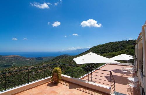 Kroustas Cama Y Desayuno | Villa Dio Petres