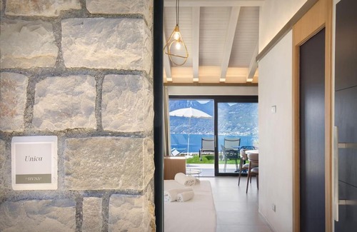 Brenzone sul Garda Apartamento | Villa Divina22-APT Unica-Con piscina e vista lago