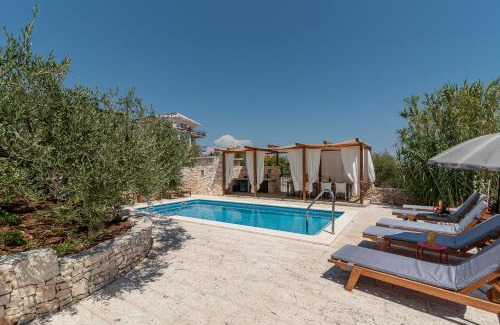 Slatine Casa | Villa Dome