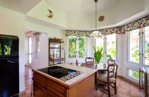 Dorado Pueblo Villa | Villa Dorada