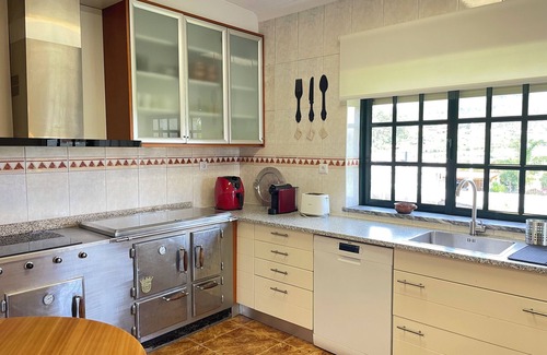 Perre Casa | Villa dos Amados: House with swimming pool, playground and nature in every detail.