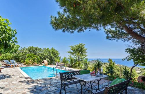 Skopelos Villa | Villa Driades