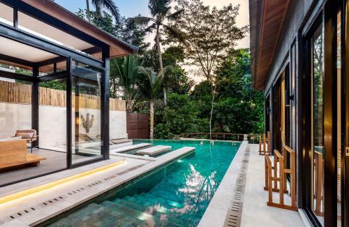 Peliatan Villa | Villa Dua Baskom by BaliSuperHost
