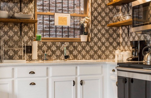 Bronzeville Casa | Villa Dubois Guest House
