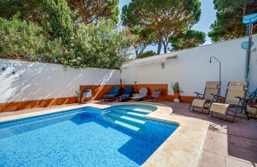 Los Gallos-Cerromolino Villa | Villa 'El Limonar' con piscina compartida, Wi-Fi y aire acondicionado