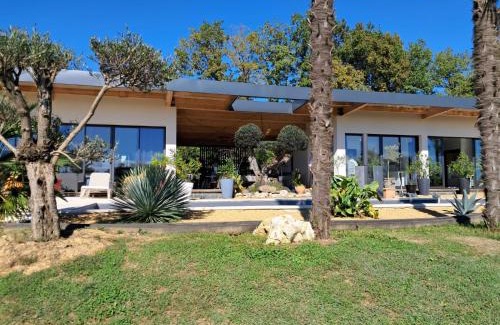 Perchede Casa | VILLA EDEN