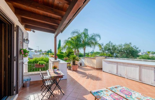 Bisceglie Casa | Villa Eden - Wellness Oasis with Pool and Gym