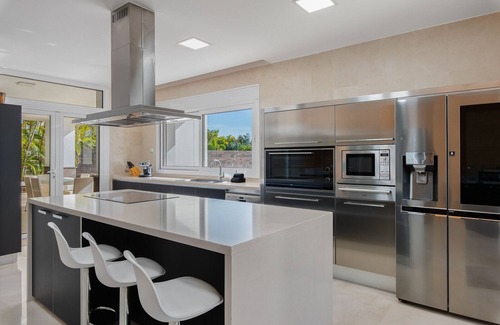 Costa Adeje Villa | Villa El Duque Privé