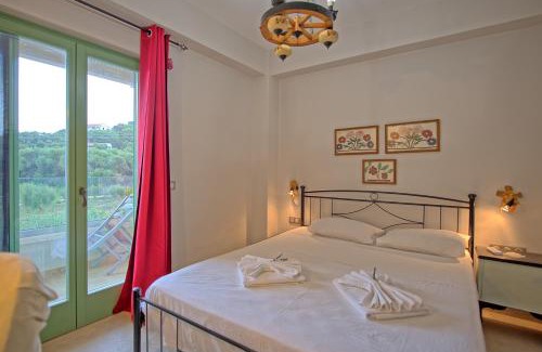 Almiros Beach Villa | Villa Elaia by PosarelliVillas