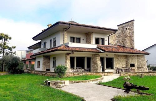 Dalmine Cama Y Desayuno | Villa Eleganza Milano Bergamo Airport