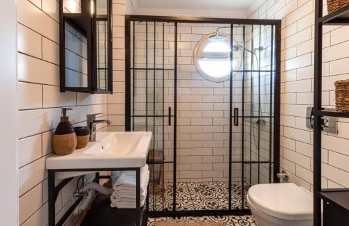 Bogazici Casa | Villa Elena; Özel Dizayn Tatil Evi