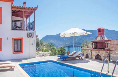 Skopelos Town Villa | Villa Elena Glysteri