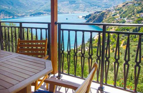 Skopelos Town Villa | Villa Elena Glysteri