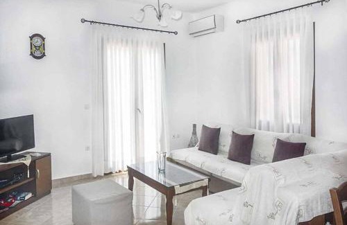 Skopelos Town Villa | Villa Elena Glysteri
