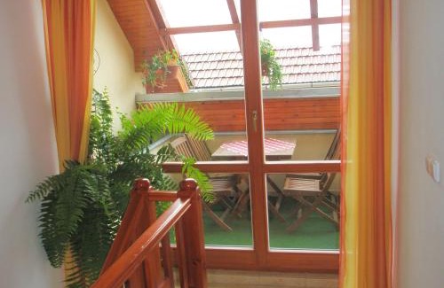 Smizany Casa | Villa Elena