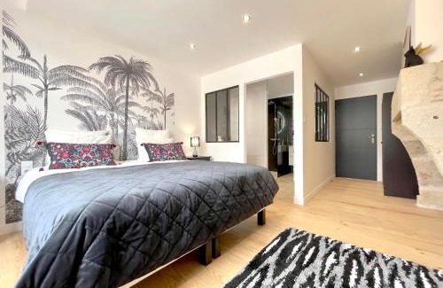 Gontaud Casa | Villa Eleonore - Chic Central Retreat Heated Pool