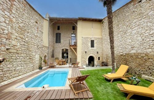 Gontaud Casa | Villa Eleonore - Chic Central Retreat Heated Pool