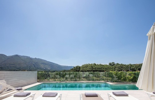 Monopari Villa | Villa en una zona tranquila con acceso a todas las playas del sur y cerca de servicios.