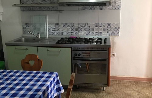 Porto Cesareo Villa | Villa elios. Estacionamiento frente a la propiedad.