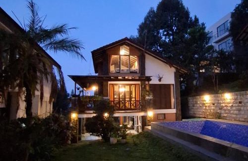 Parongpong Casa | Villa Elisabeth at Villa Istana Bunga