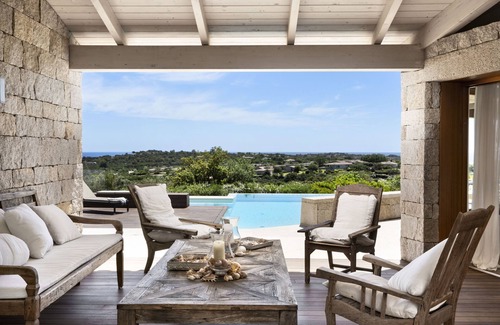 San Teodoro Villa | [Villa Elvira] Breath | Energy | Soul