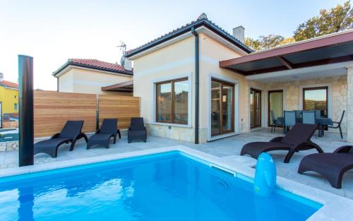 Cizici Villa | Villa Ema