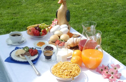 Castronno Cama Y Desayuno | Villa Emilia