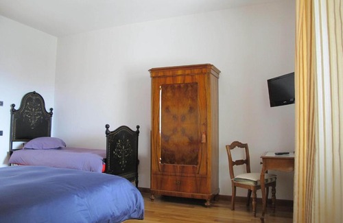 Castronno Cama Y Desayuno | Villa Emilia