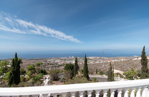 Armenime Villa | Villa Emperador. Beautiful 2 Bedroom Villa. Stunning Sea Views