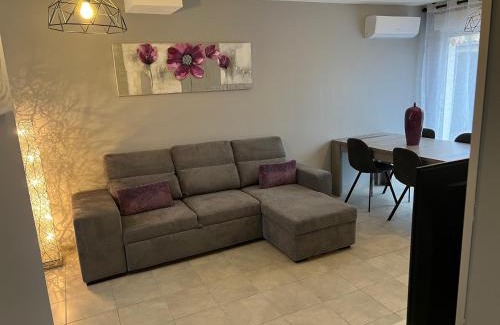 Greoux-les-Bains Casa | Villa en Provence 2 T3 jardin clos et SPA