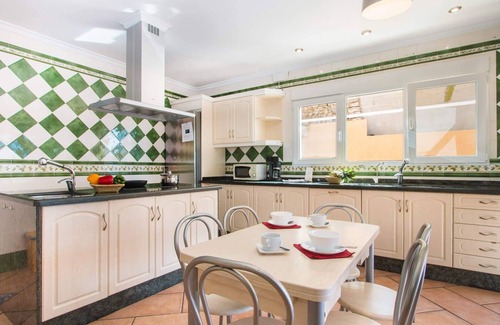 La Canuta Villa | Villa Encanto - PlusHolidays
