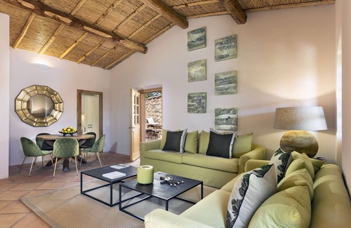 Arzachena Villa | Villa 'Epro' con vistas al mar, Wi-Fi y aire acondicionado