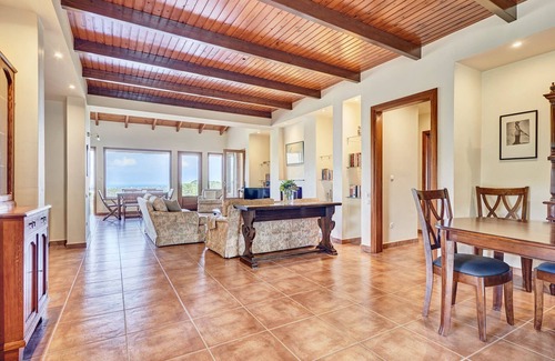 Filerimos Casa | Villa Eremia, meaning “Serenity" in Greek, is a tranquil holiday retreat
