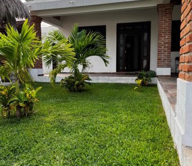 Monte Gordo Casa | Villa Esmeralda del Mar